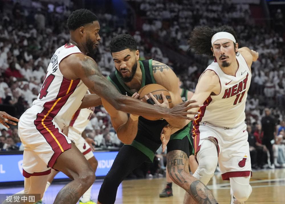 赛后采访中 赛后采访中