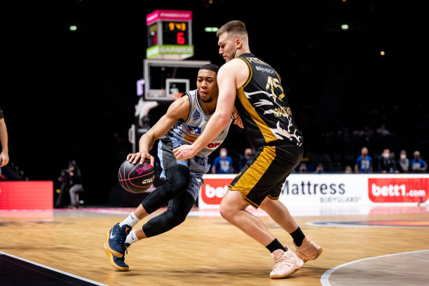 战术革新与 战术革新与